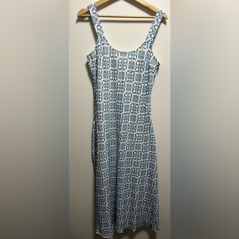 Billy j Blue And White Midi Dress Size 12